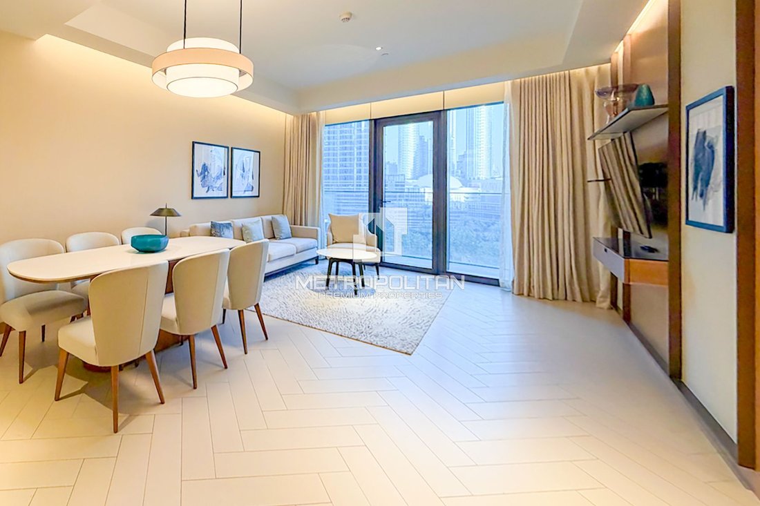 Apartment in Burj Khalifa Lake, Downtown Dubai, Dubai 2 - 17358346