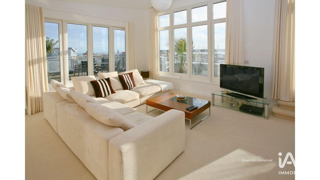 Apartment in Villiers-L. Michel, Levallois-Perret, France 1 - 16982354