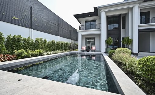 House in Muang Samut Prakarn, Samut Prakan, Thailand 1