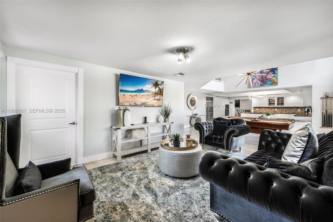 House in Miami, Florida, United States 2 - 17356475