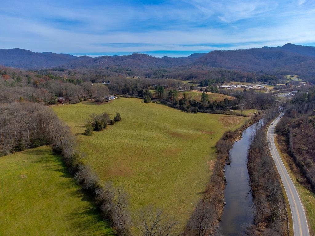 Land in Franklin, North Carolina, United States 1 - 17370701