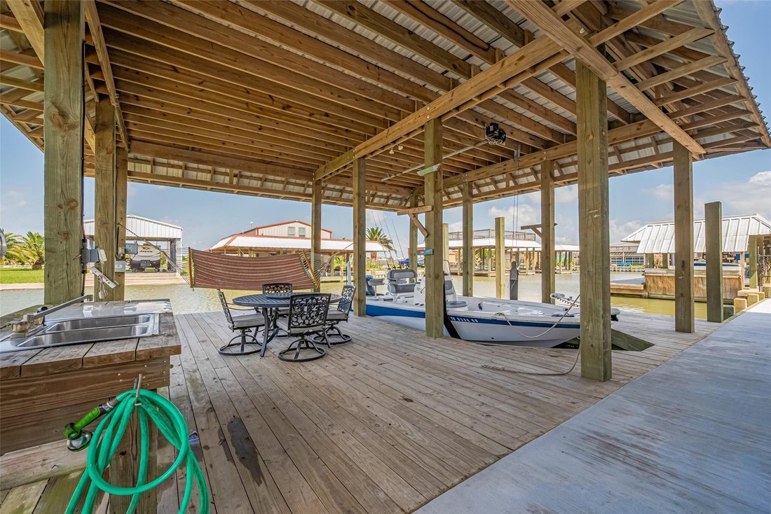 House in Bolivar Peninsula, Texas, United States 3 - 17356730