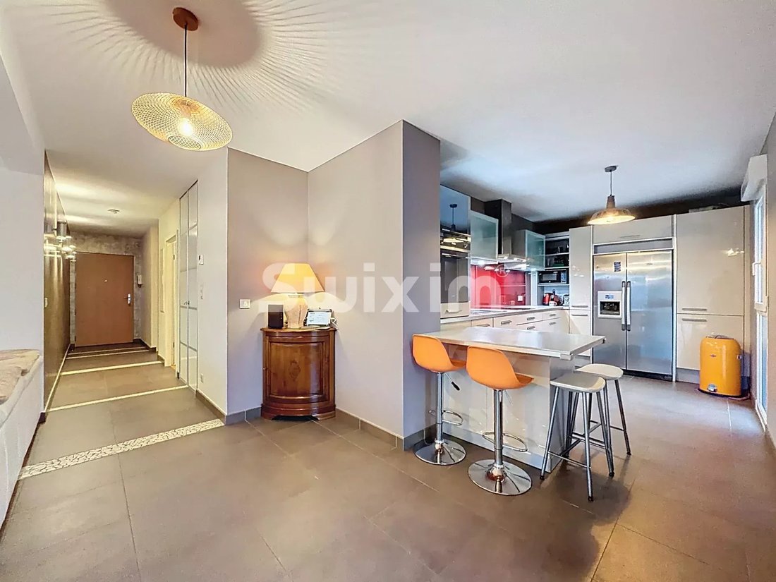 Apartment in Ferney-Voltaire, Auvergne-Rhône-Alpes, France 1 - 16801211