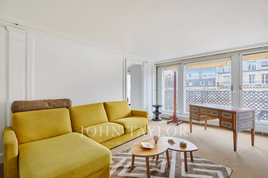 Apartment in Saint Thomas d'Aquin, Paris 7e Arrondissement, Paris 5 - 17361759