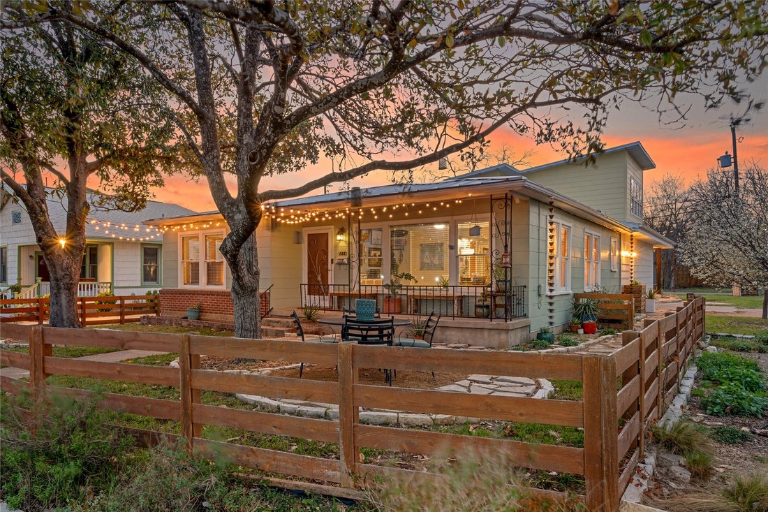 House in Austin, Texas, United States 4 - 17367005