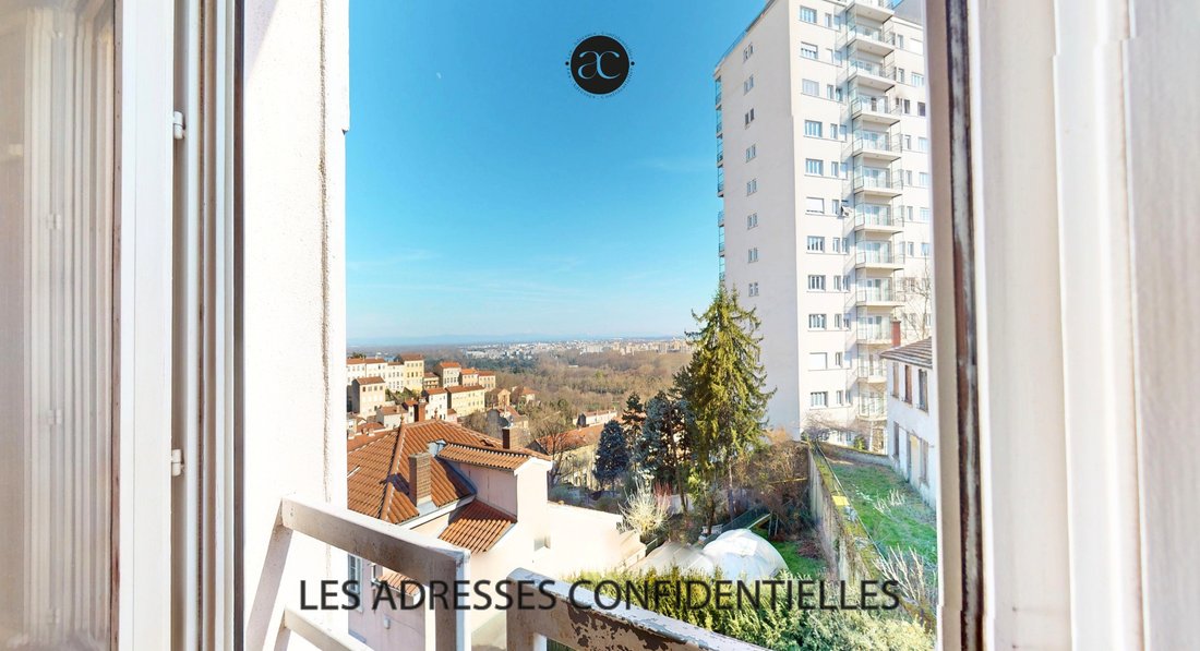 Apartment in Croix Rousse-Gros Caillou, Lyon 4e Arrondissement, Lyon 3 - 17357454