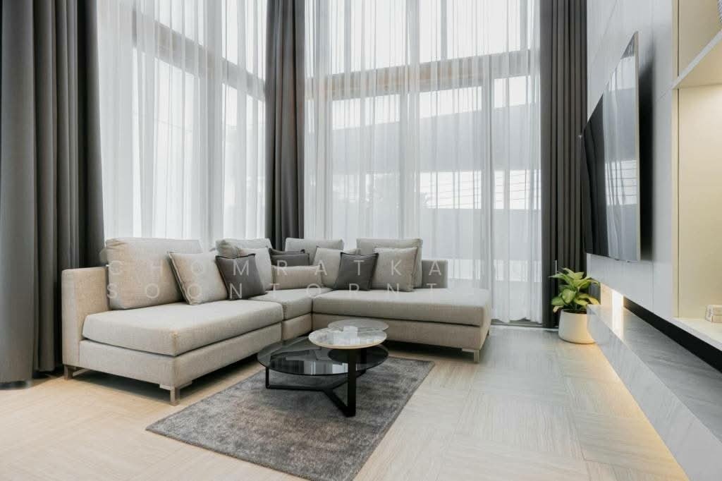 Townhouse in Chatuchak, Krung Thep Maha Nakhon, Thailand 1 - 17369025