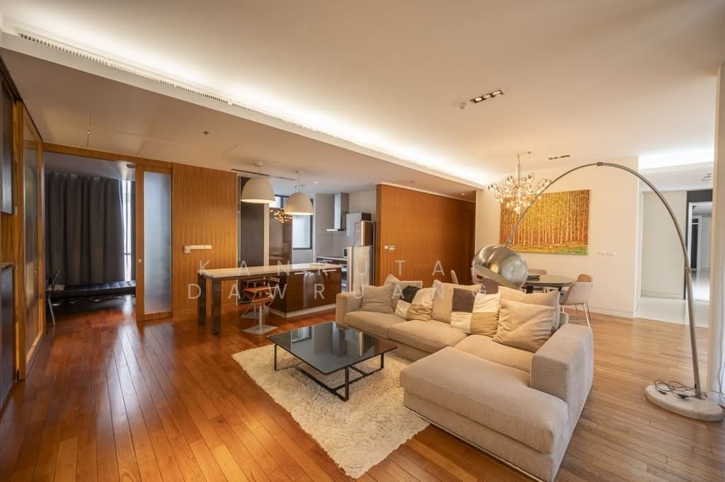 Condo in Khlong Toei, Krung Thep Maha Nakhon, Thailand 1 - 17369132