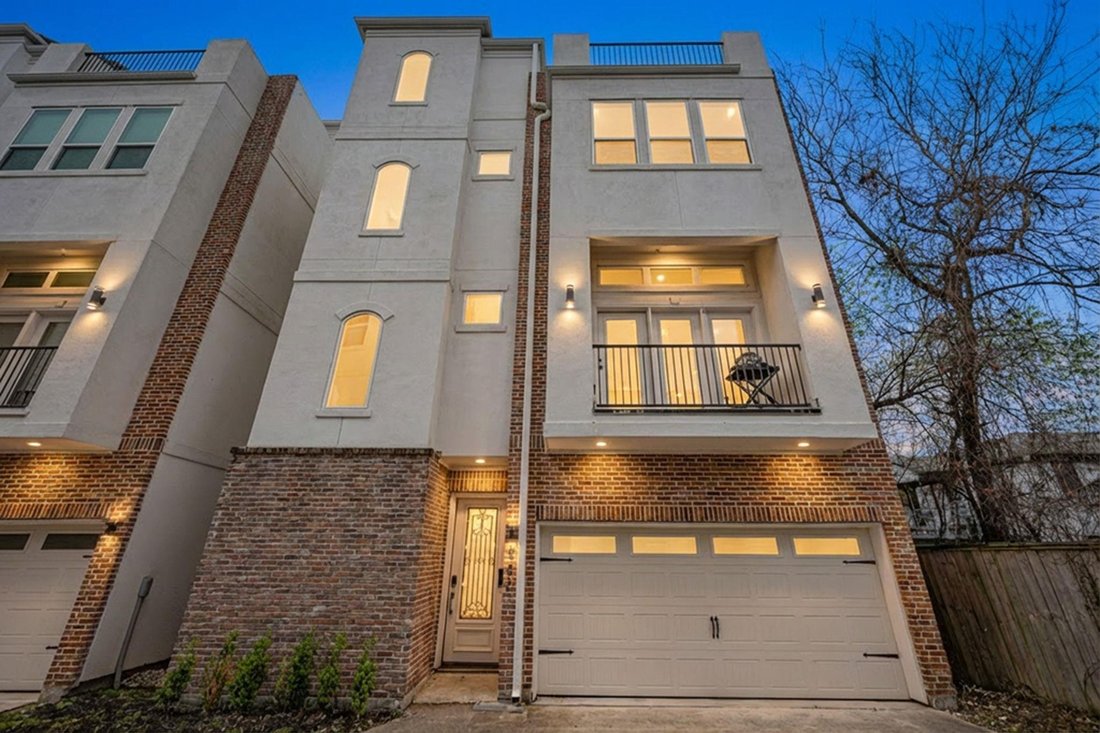 House in Houston, Texas, United States 1 - 17359616
