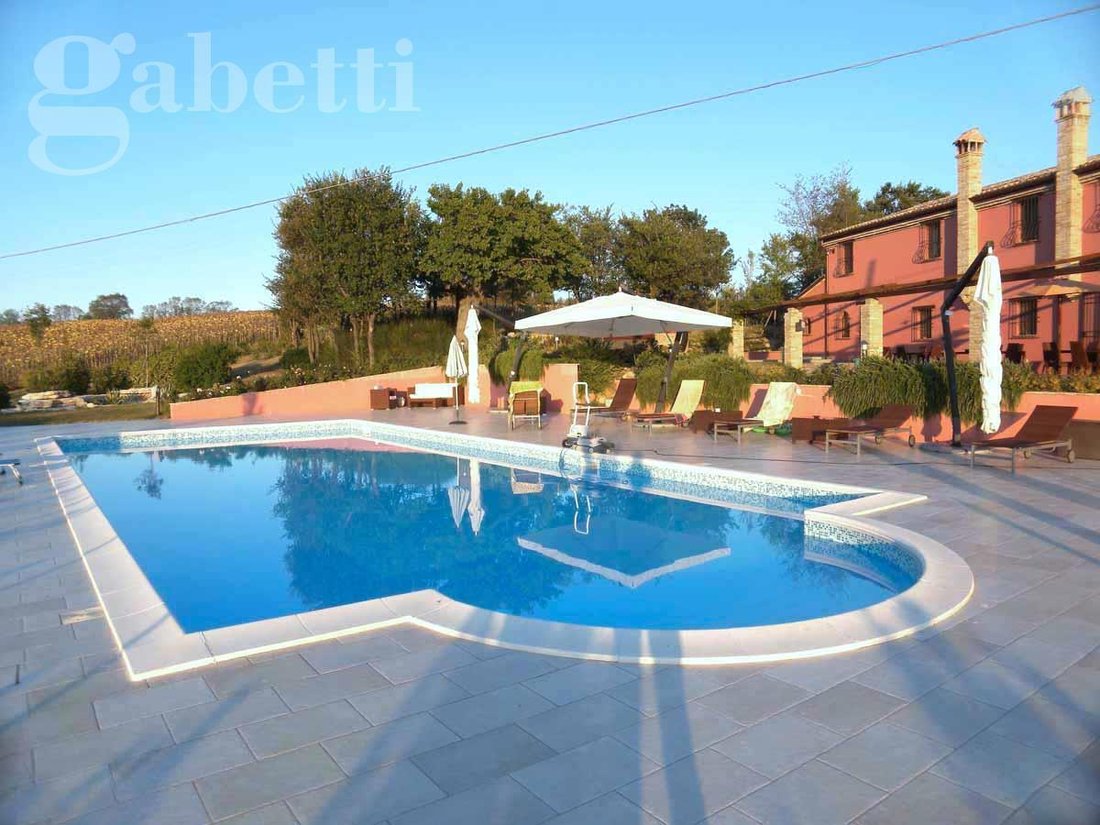 Villa in Senigallia, Marche, Italy 1 - 17366672