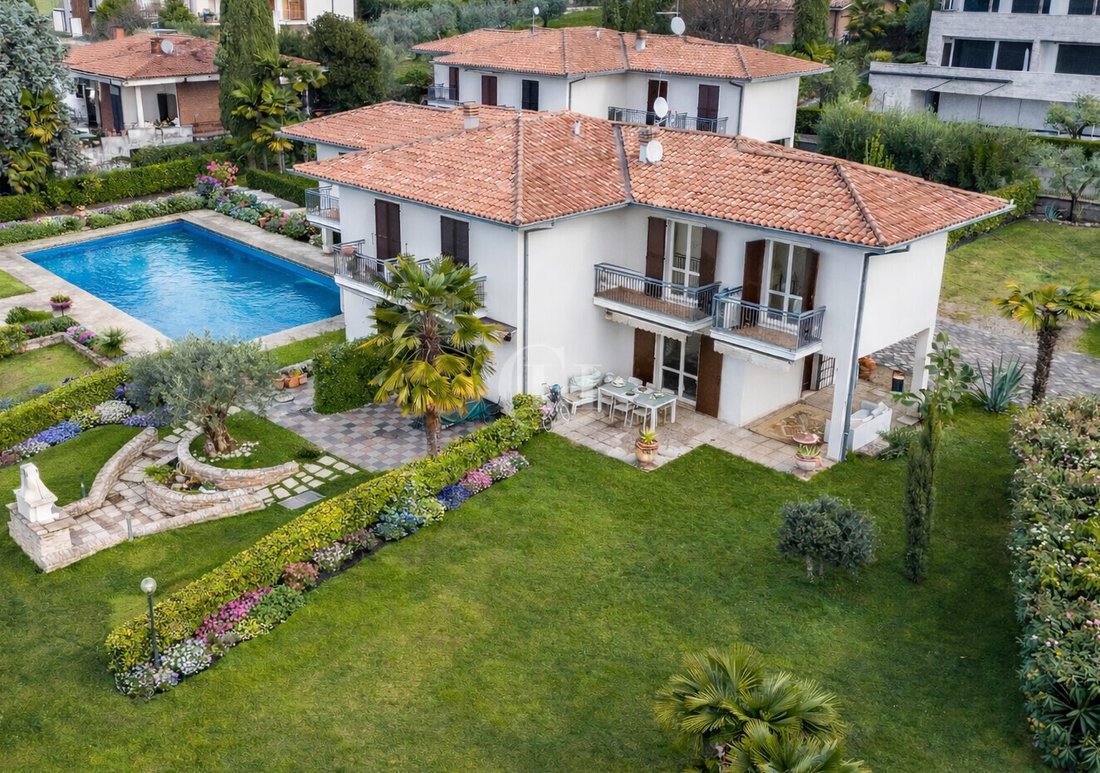 House in Lazise, Veneto, Italy 1 - 17363339