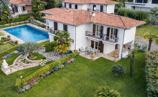 House in Lazise, Veneto, Italy 1