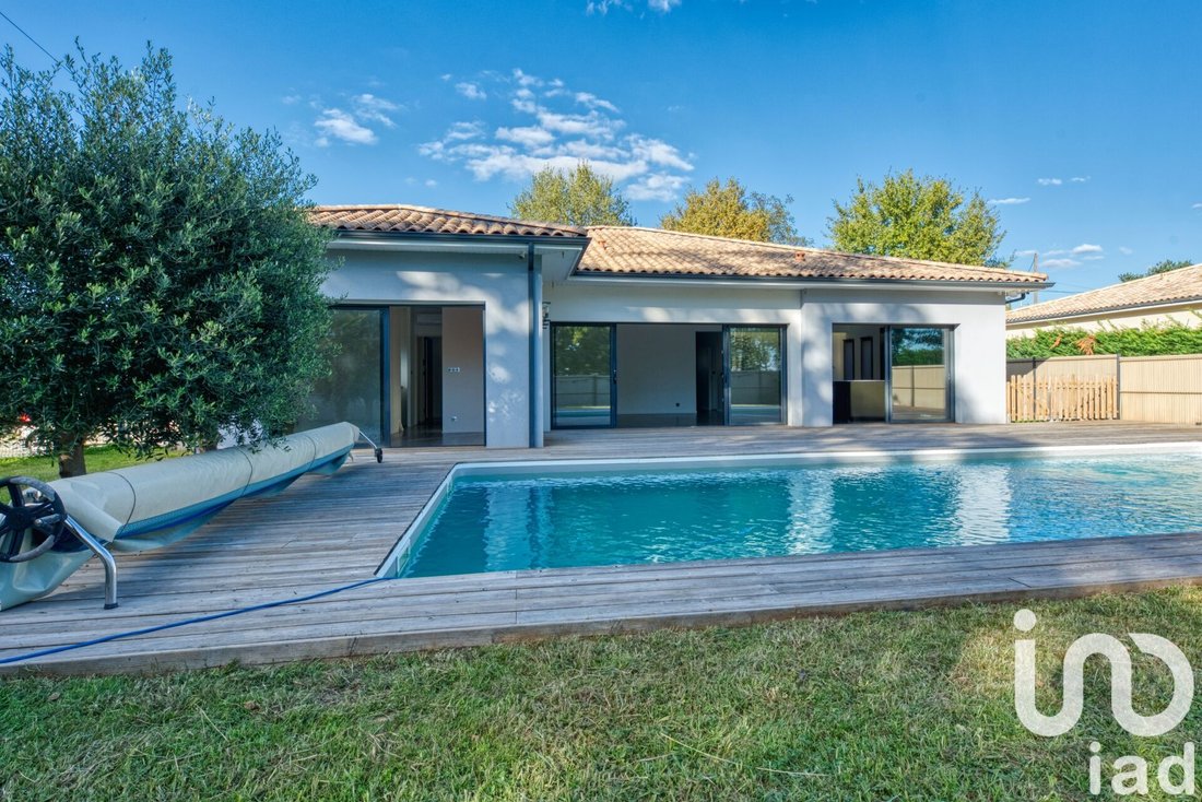 House in Sadirac, Nouvelle-Aquitaine, France 1 - 17370372