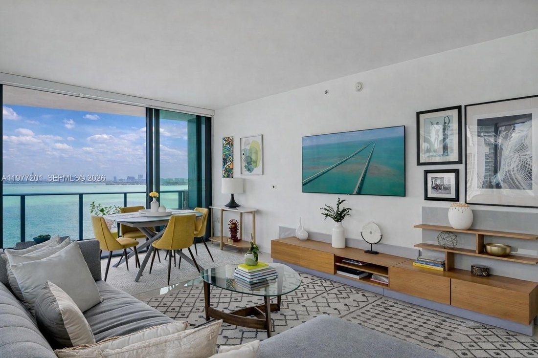 Condo in Miami, Florida, United States 4 - 17360422