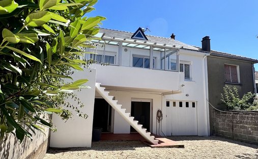 House in Zola, Nantes, France 1
