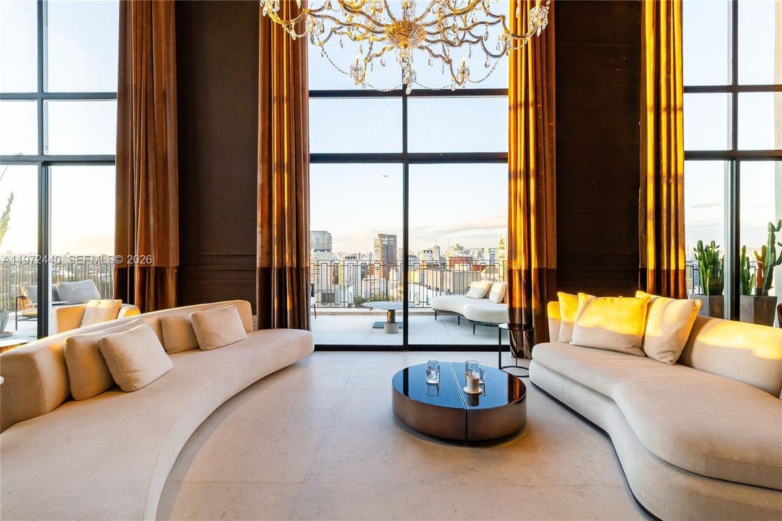 Condo in Chácara Itaim, State of São Paulo, Brazil 2 - 17360456