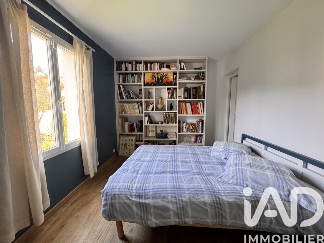 House in Chatou, Ile-de-France, France 5 - 17370352