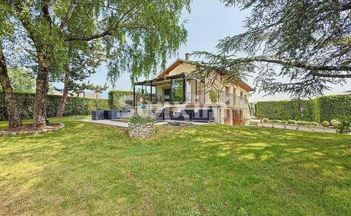 House in Ouest, Gex, France 1