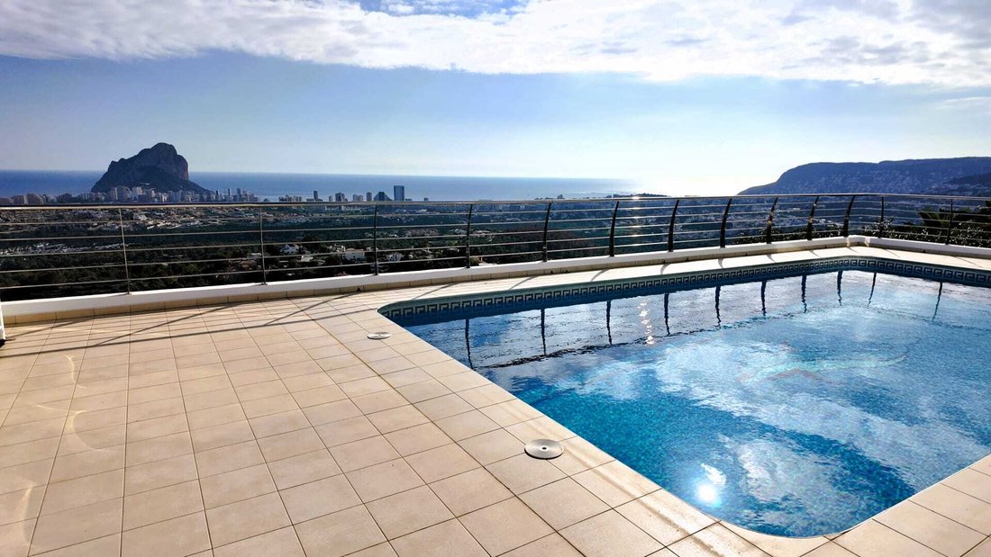 Villa in Calp / Calpe, Valencian Community, Spain 4 - 17358275