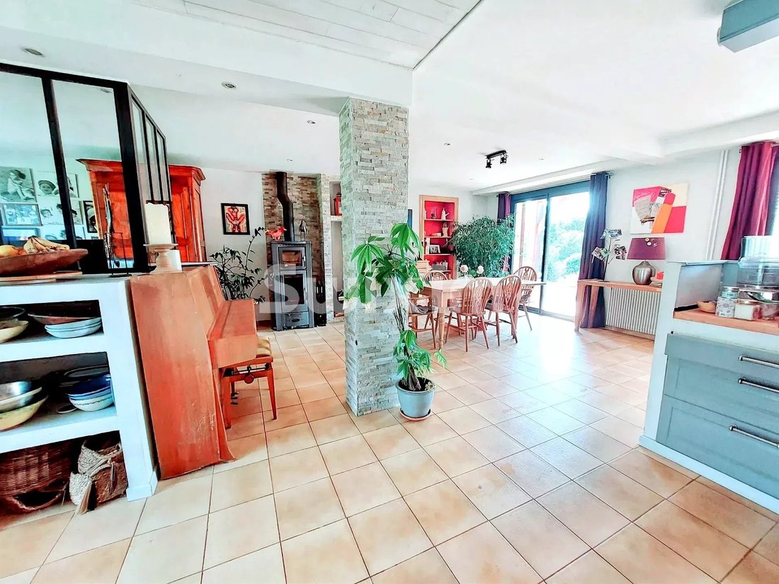 House in Divonne-les-Bains, Auvergne-Rhône-Alpes, France 5 - 16091544