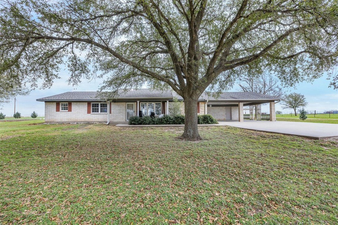 House in Chilton, Texas, United States 4 - 17371517