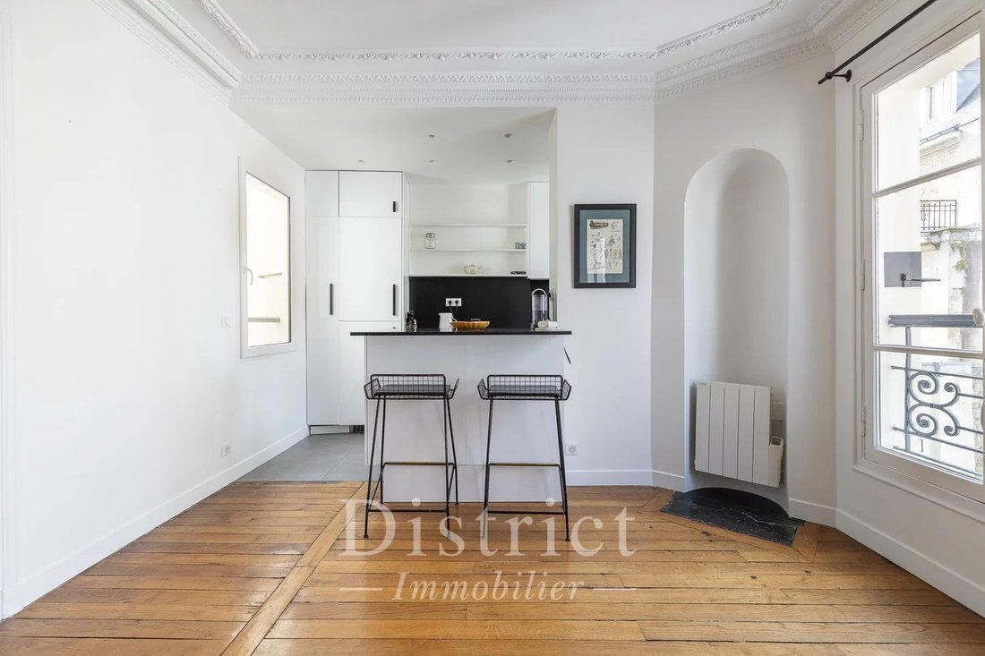 Apartment in Saint Thomas d'Aquin, Paris 7e Arrondissement, Paris 4 - 17353000