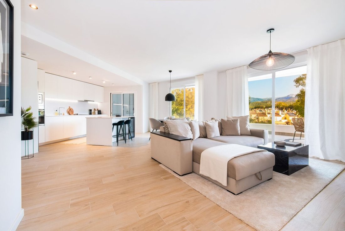 Apartment in Puerto Banus, Marbella, Spain 2 - 17357881