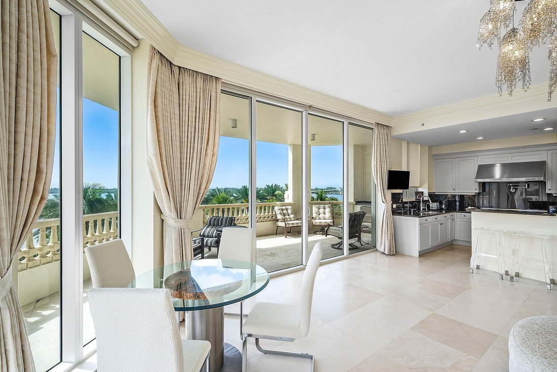 Condo in Palm Beach, Florida, United States 2 - 17314478