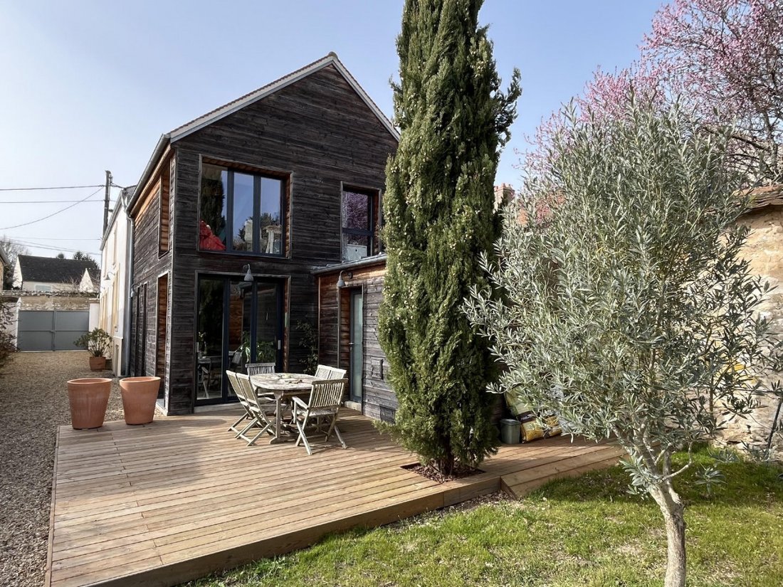 House in Fontainebleau, Ile-de-France, France 1 - 17360761