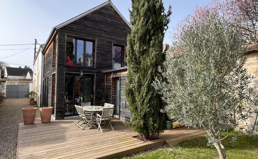 House in Fontainebleau, Ile-de-France, France 1