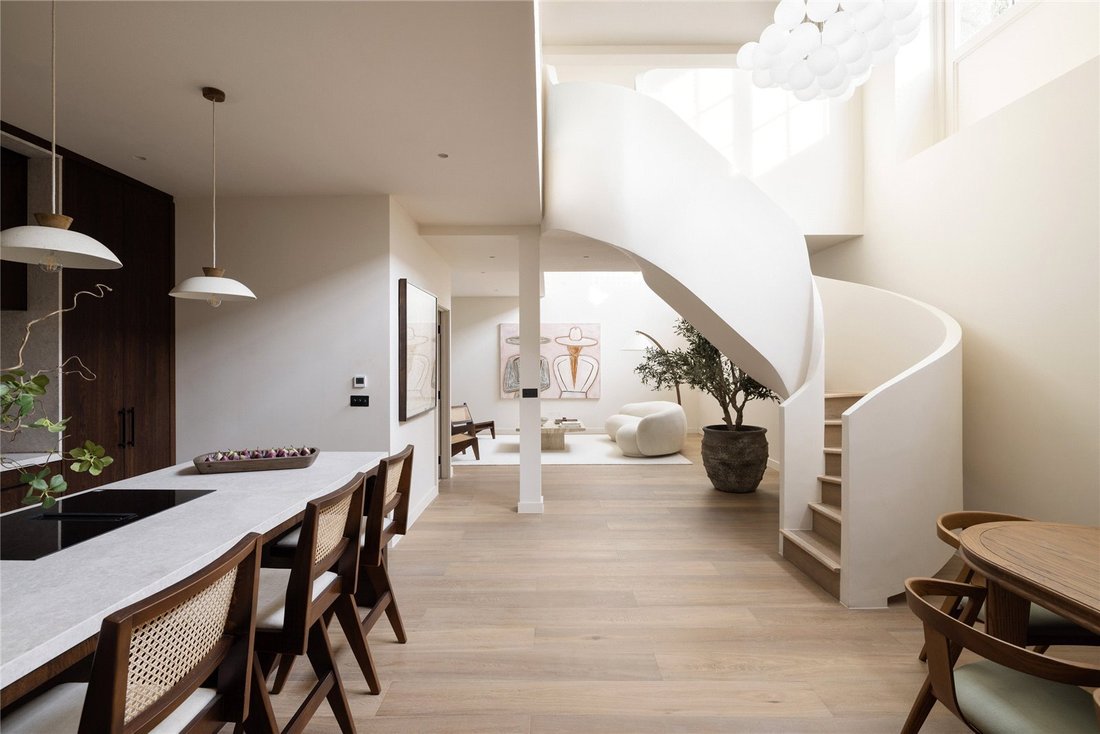 Apartment in Ladbroke Grove, Kensington And Chelsea, England 3 - 17356836