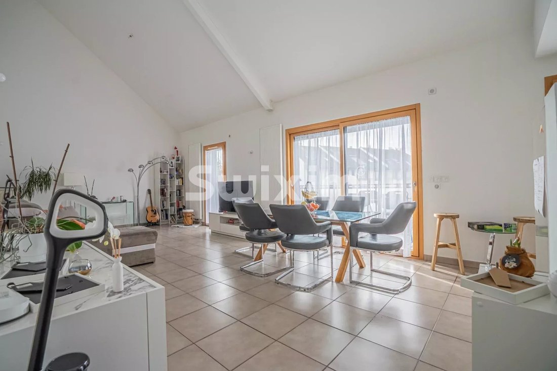 Apartment in Divonne-les-Bains, Auvergne-Rhône-Alpes, France 2 - 15584918