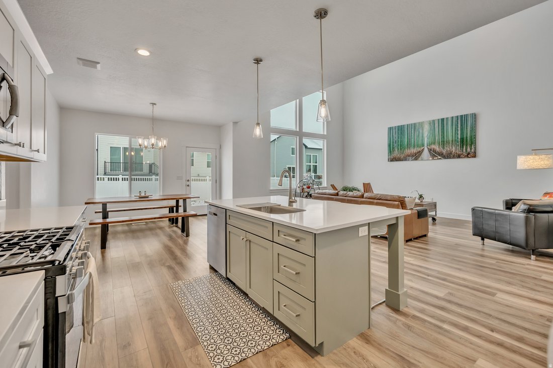 House in Riverton, Utah, United States 4 - 17359533