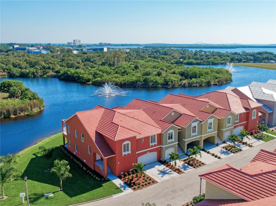Townhouse en San Petersburgo, Florida, Estados Unidos 1 - 17178743