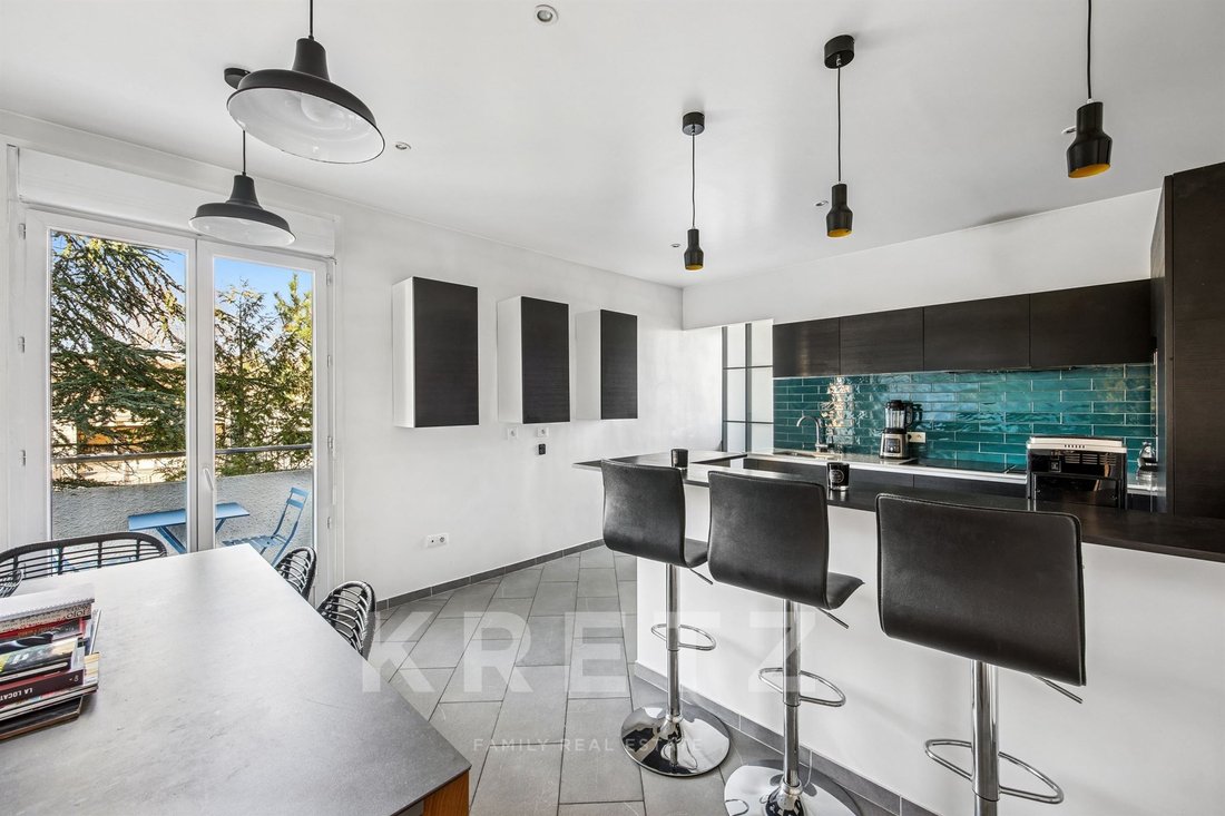Apartment in Saint-Cloud, Ile-de-France, France 3 - 17370944