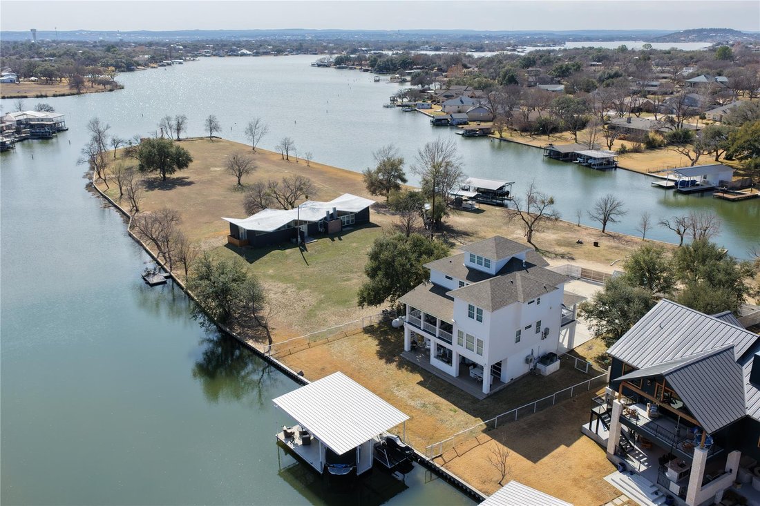 House in Granite Shoals, Texas, United States 2 - 17360531