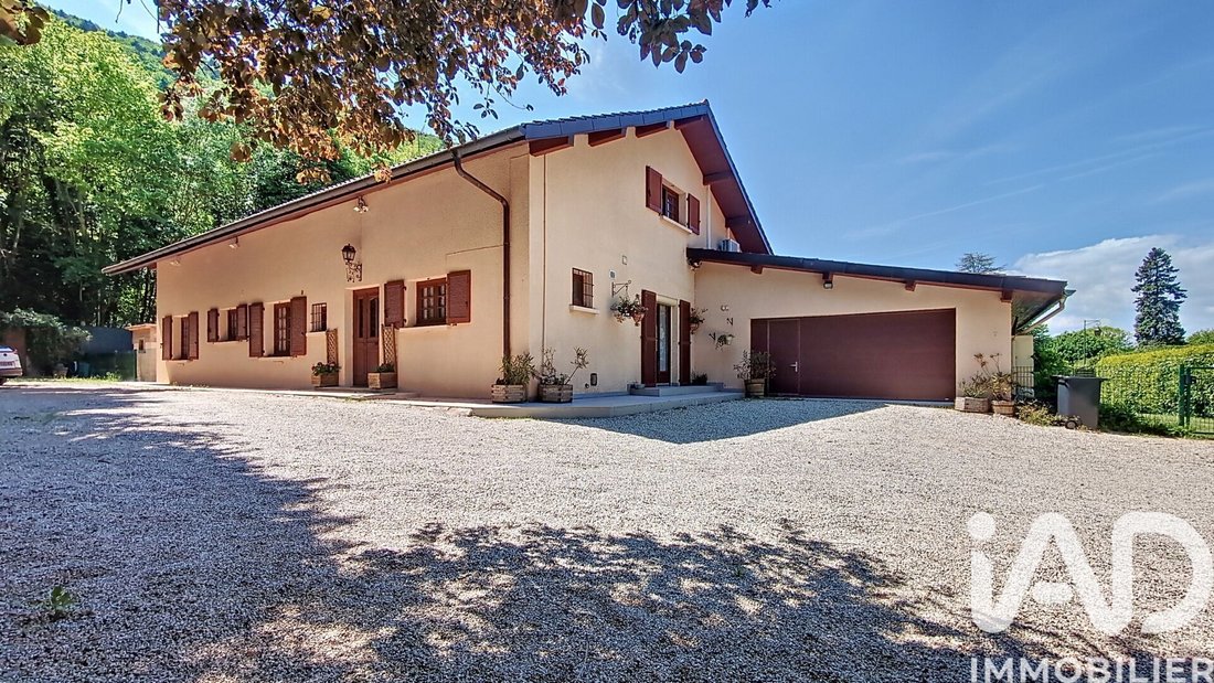House in Monnetier-Mornex, Auvergne-Rhône-Alpes, France 1 - 17370365