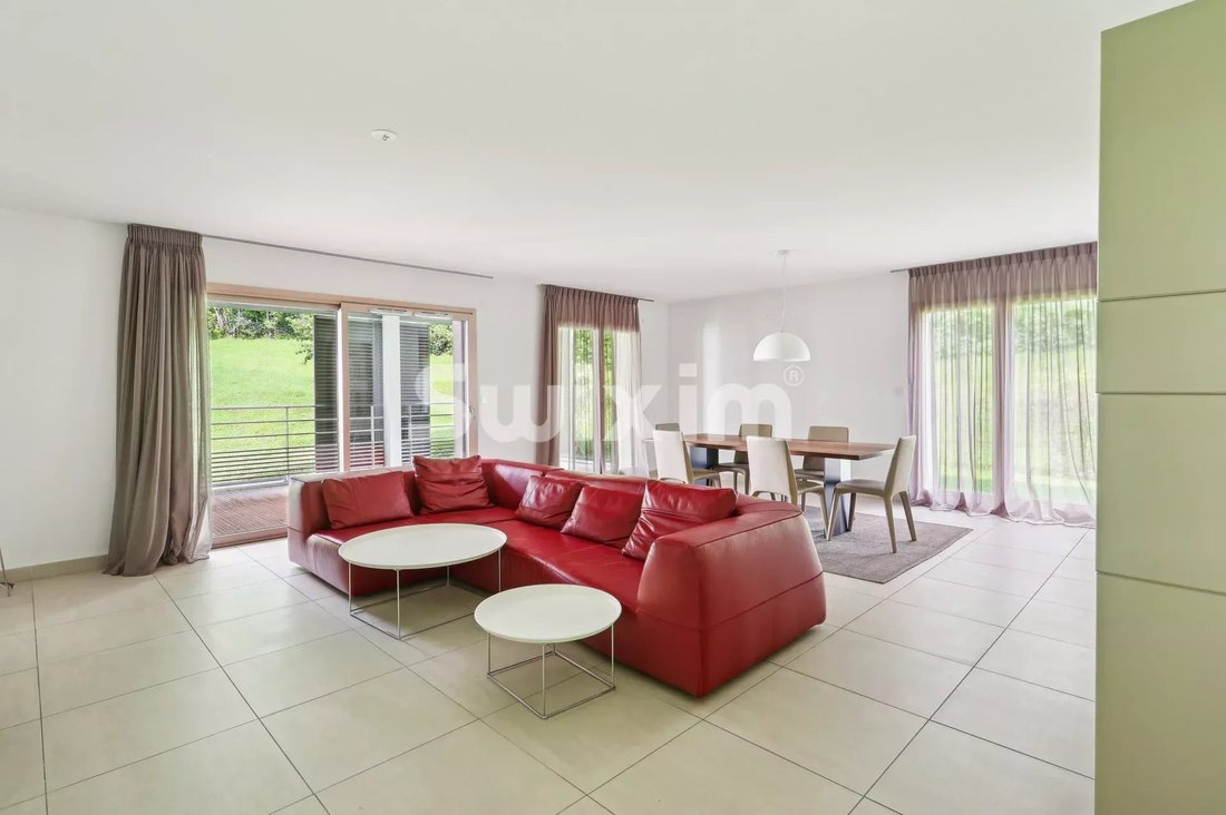 Apartment in Divonne-les-Bains, Auvergne-Rhône-Alpes, France 2 - 15009409