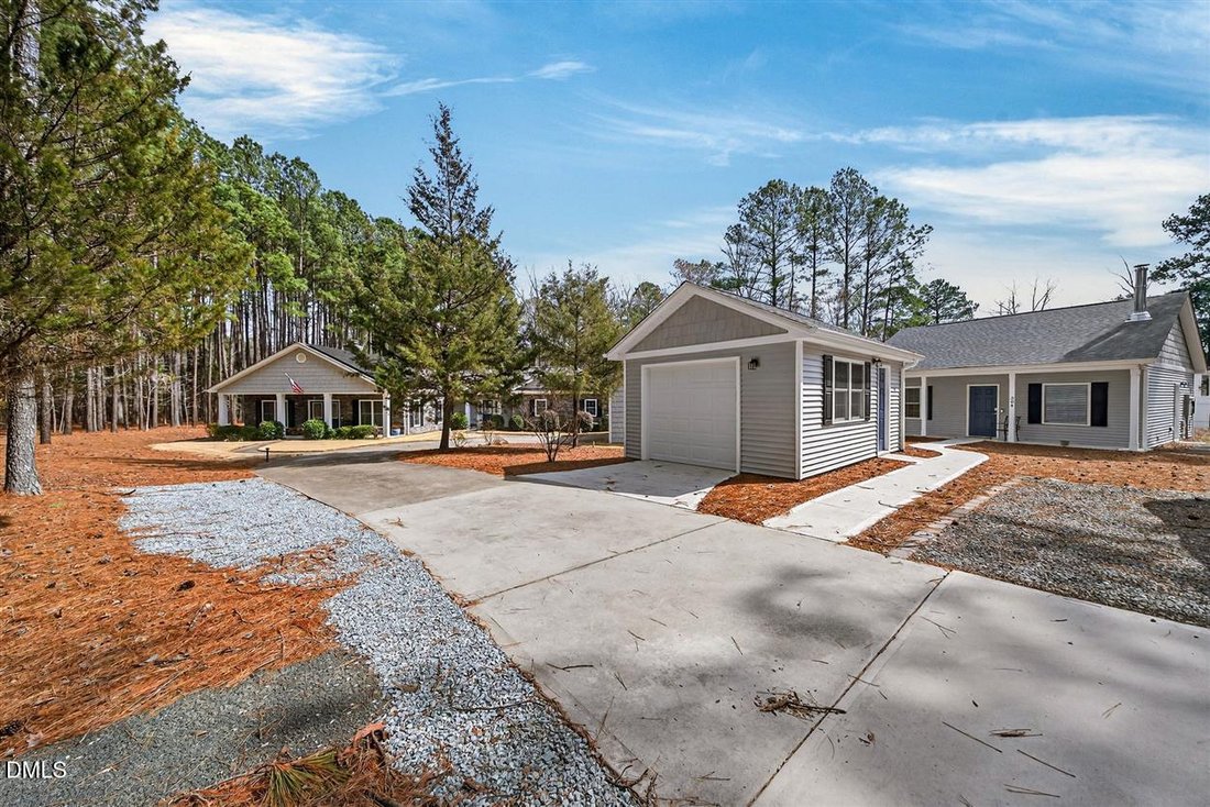 Farm Ranch in Raleigh, North Carolina, United States 1 - 17356293