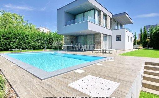 House in Krk, Primorje-Gorski Kotar County, Croatia 1