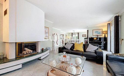 House in Veigy-Foncenex, Auvergne-Rhône-Alpes, France 1