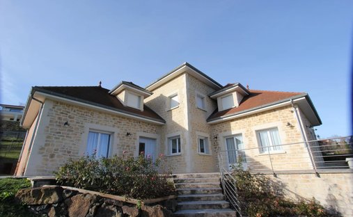 Casa a Riom, Alvernia-Rodano-Alpi, Francia 1