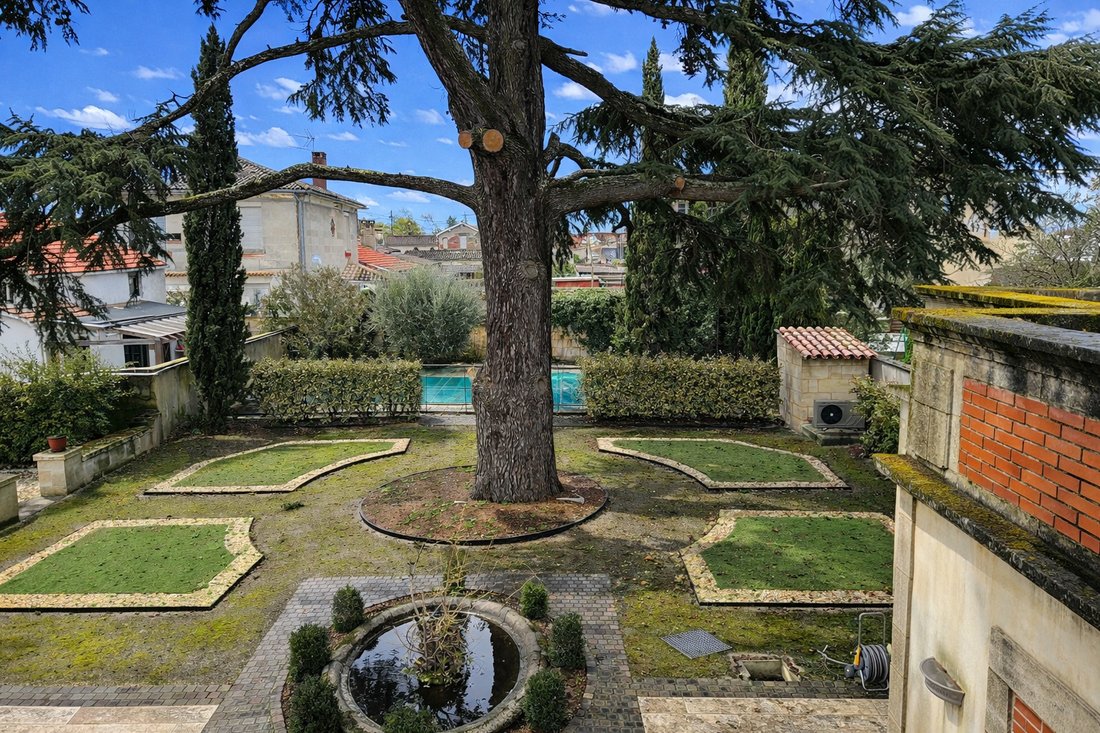 Villa in Libourne, Nouvelle-Aquitaine, France 2 - 17363590