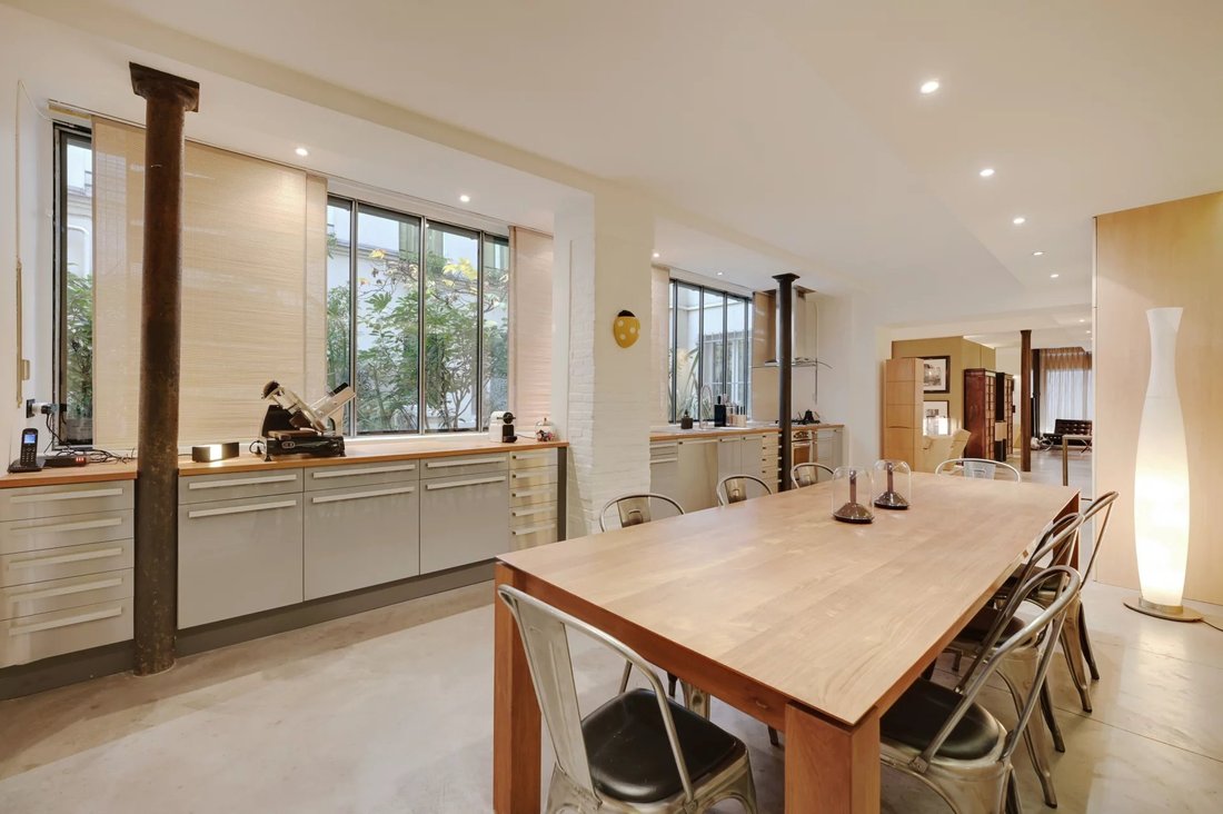 Apartment in Montorgueil-Saint Denis, Paris 2e Arrondissement, Paris 2 - 17357350