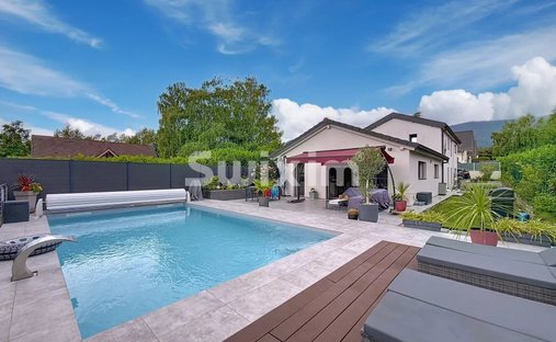 House in Divonne-les-Bains, Auvergne-Rhône-Alpes, France 1
