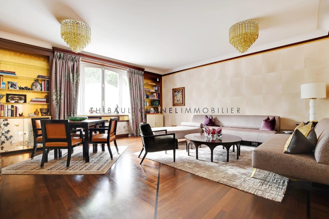 Apartment in Montorgueil-Saint Denis, Paris 2e Arrondissement, Paris 4 - 17357509