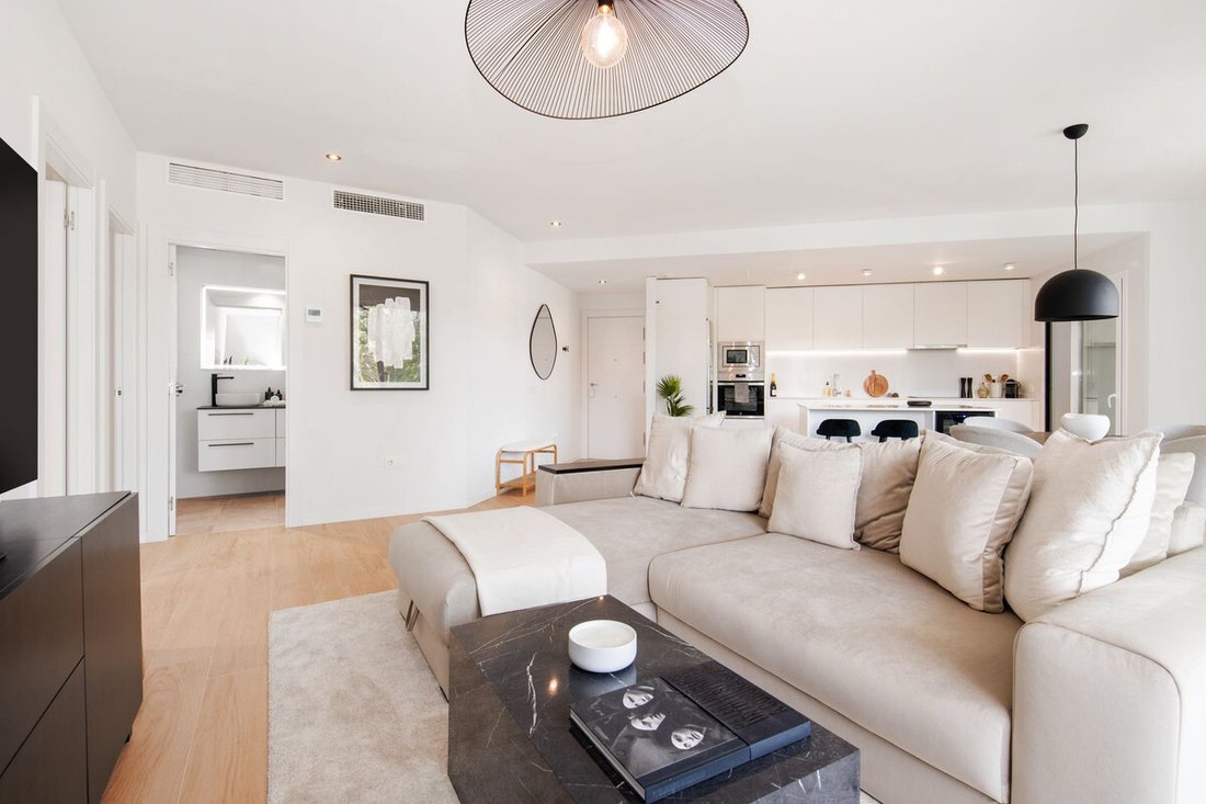 Apartment in Puerto Banus, Marbella, Spain 1 - 17357881