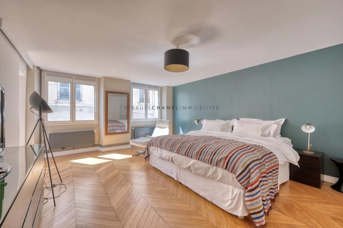 Apartment in Montorgueil-Saint Denis, Paris 2e Arrondissement, Paris 5 - 17357649