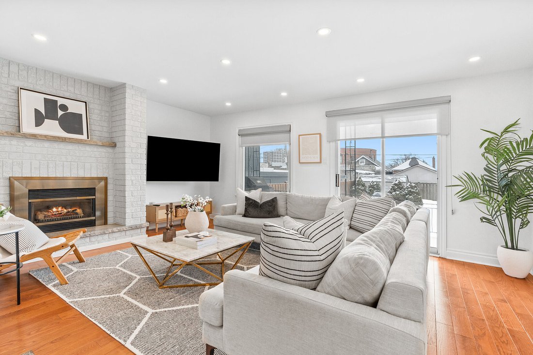 House in Toronto, Ontario, Canada 2 - 17369282