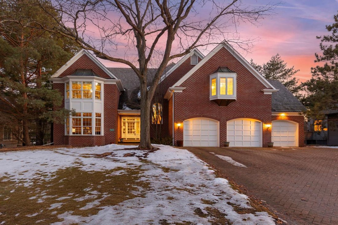 House in Eden Prairie, Minnesota, United States 1 - 17357613